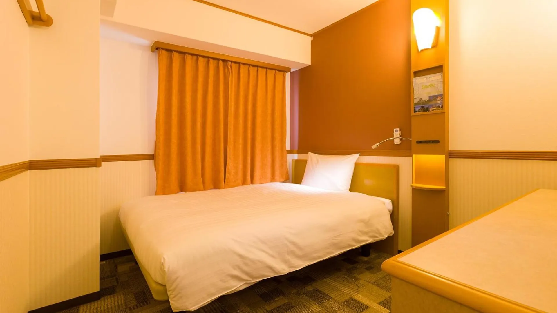 Toyoko Inn Tokyo Yamanote Sen Otsuka Eki Kita Guchi No 2 3*,