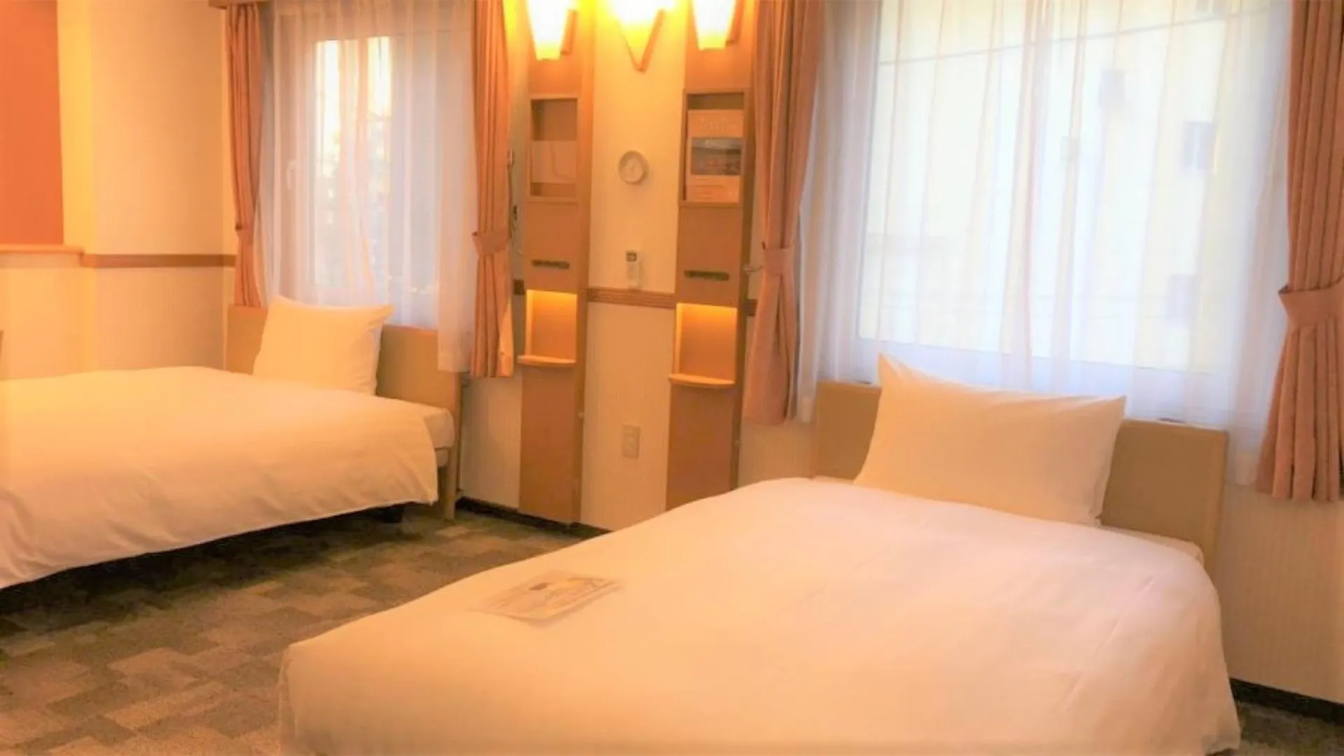 Toyoko Inn Tokyo Yamanote Sen Otsuka Eki Kita Guchi No 2 Japan