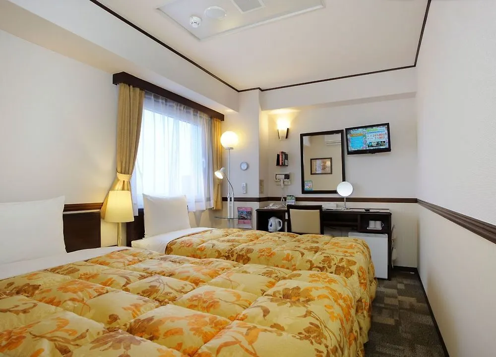 Toyoko Inn Tokyo Yamanote Sen Otsuka Eki Kita Guchi No 2 Hotel